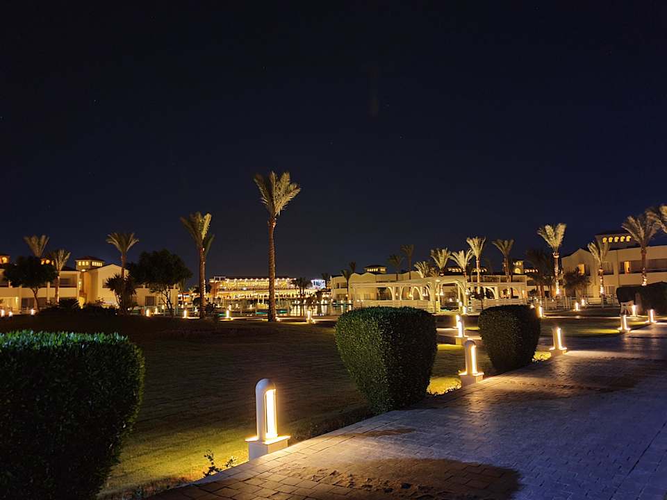 Gartenanlage Pickalbatros Dana Beach Resort - Hurghada