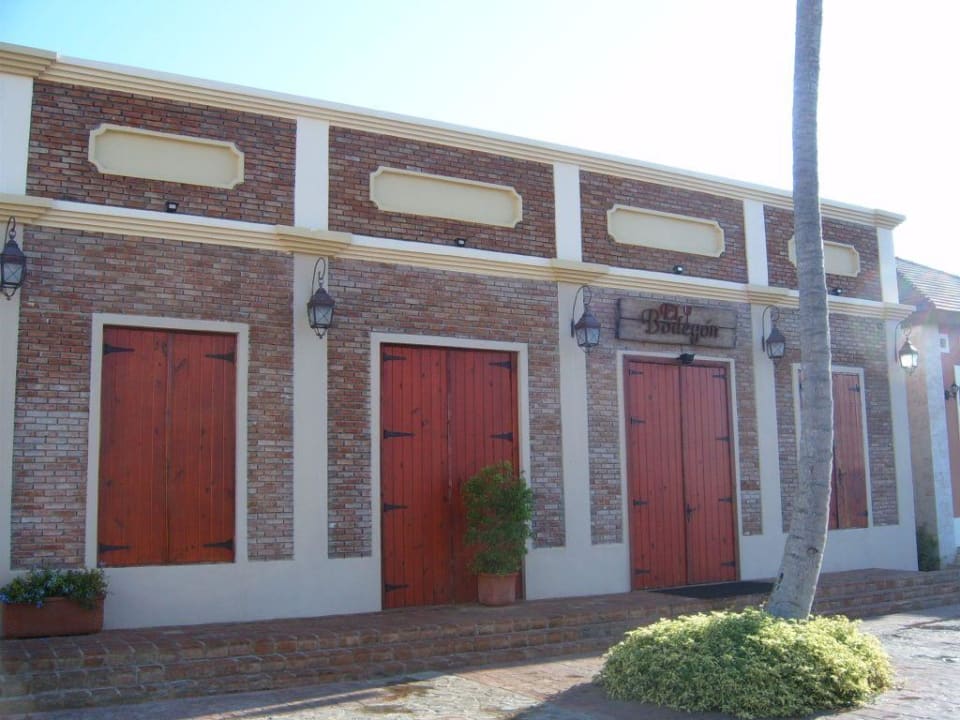 Vinothek Ocean Blue & Sand