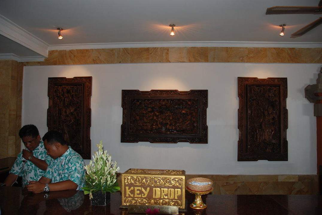 Рессепшн Hotel Wina Holiday Villa