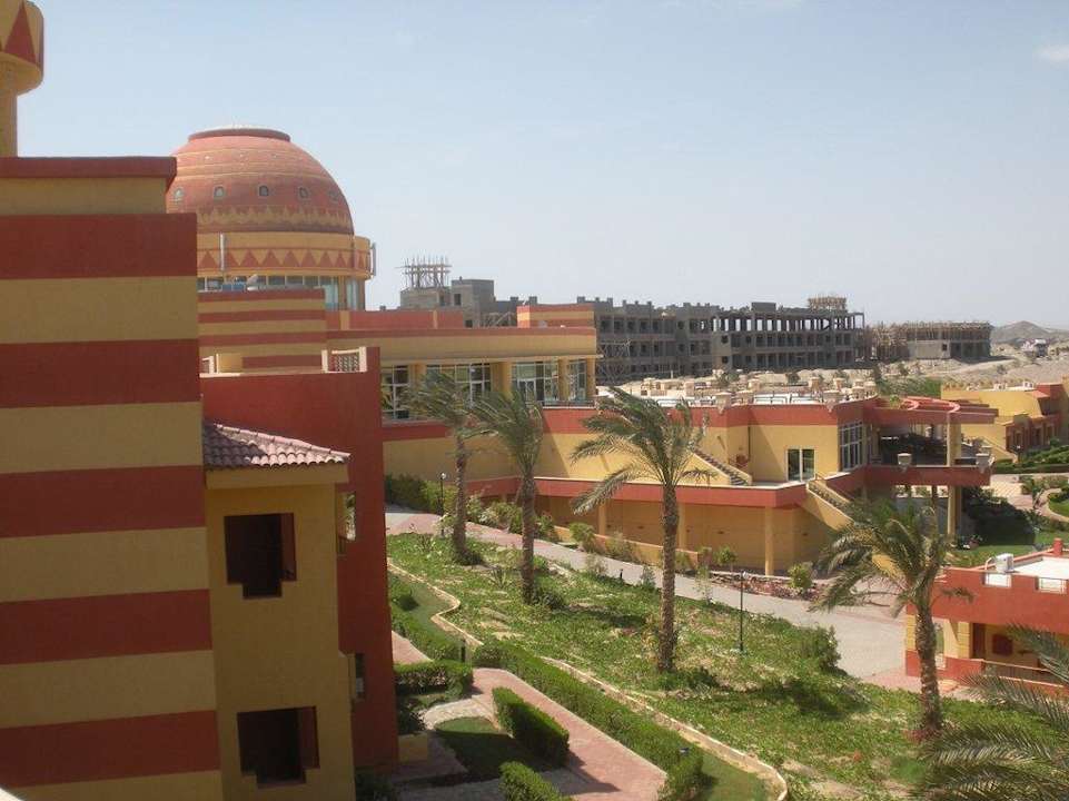 Baustelle Malikia Resort Abu Dabbab
