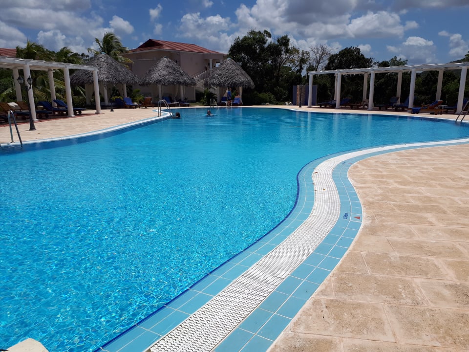 Pool Hotel Playa Pesquero