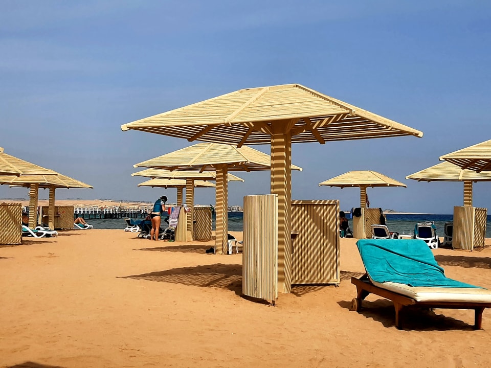 Strand Premier Le Reve Hotel & Spa