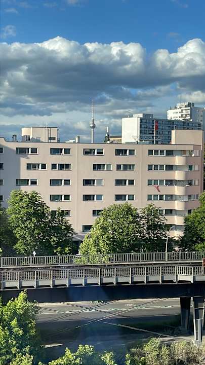 Außenansicht acama Hotel+Hostel Kreuzberg