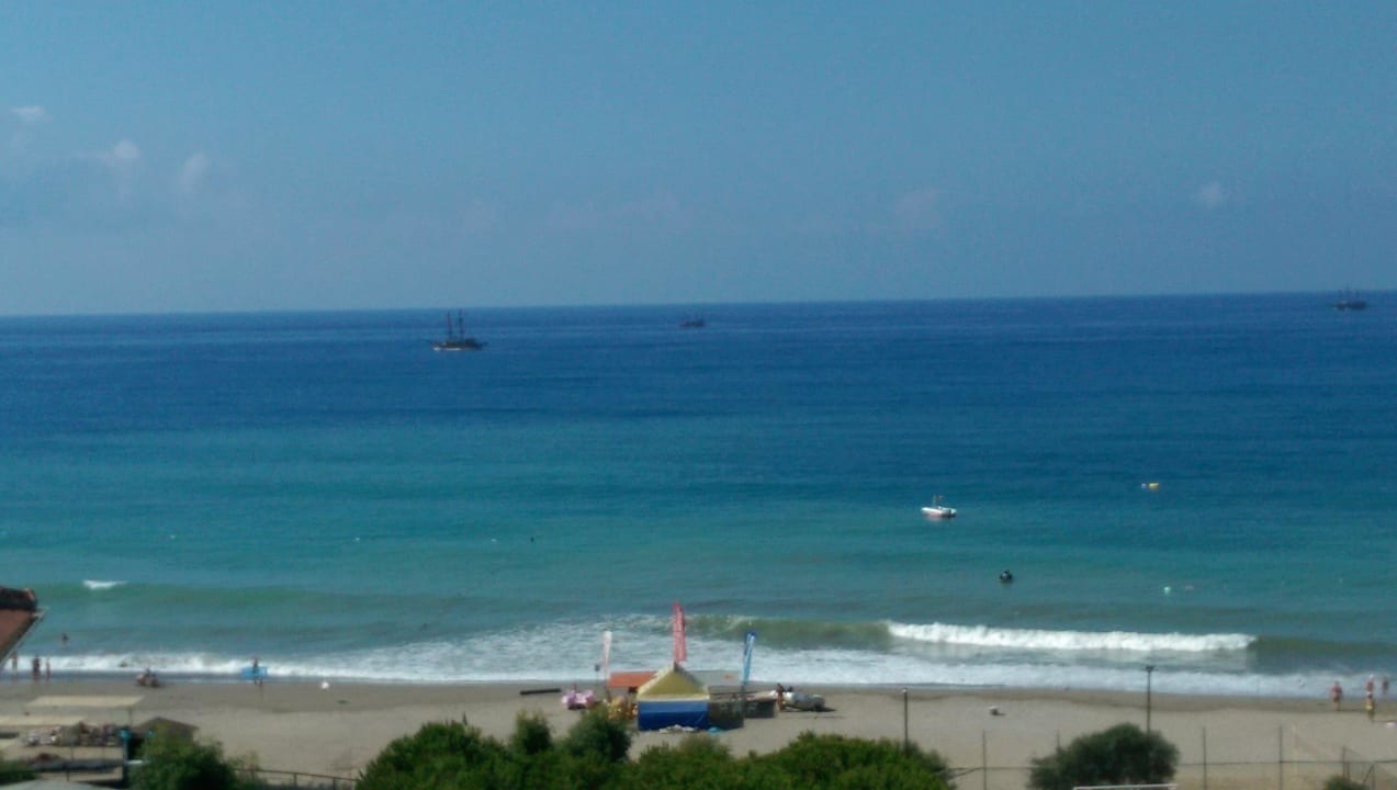 14 Club Turtas Beach Hotel