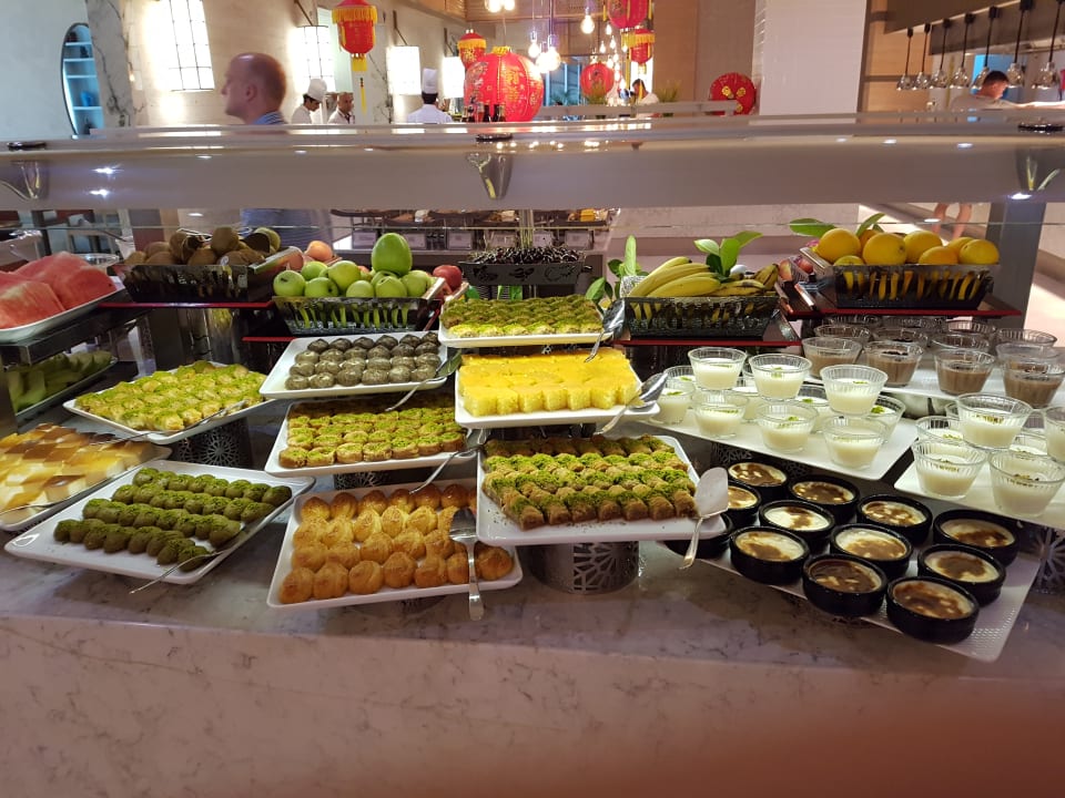 Restaurant Acanthus Cennet Barut Collection