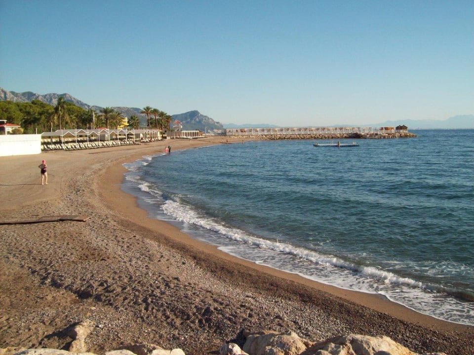 Strand - Mix aus Sand und Kies Rixos Sungate
