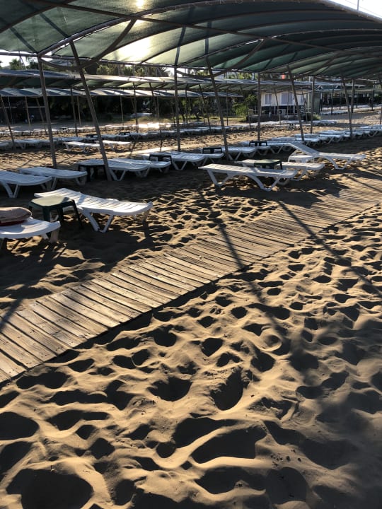 Strand Hotel Terrace Beach Resort