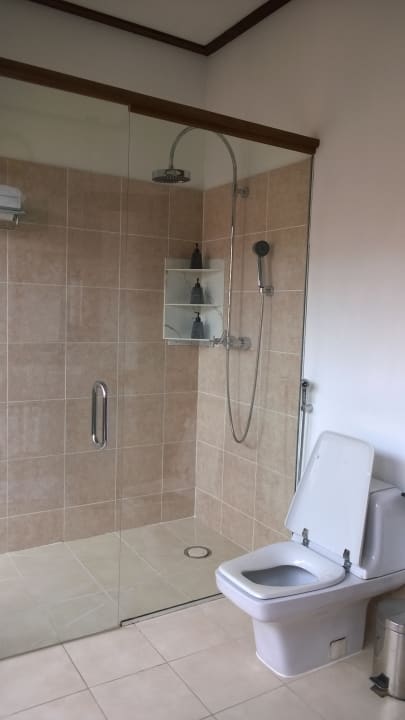 Der zweite Blick ins Bad Meeru Maldives Resort Island