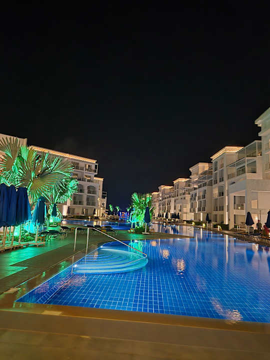 Pool Pickalbatros Blu Spa Resort