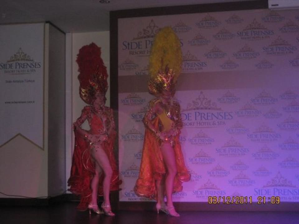 Shows Side Prenses Resort & Spa