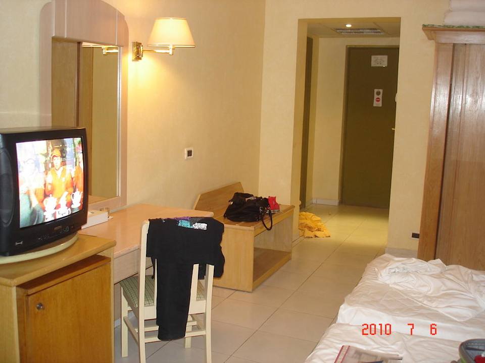 Doppelzimmer - altmodisch aber sauber! Ghazala Gardens