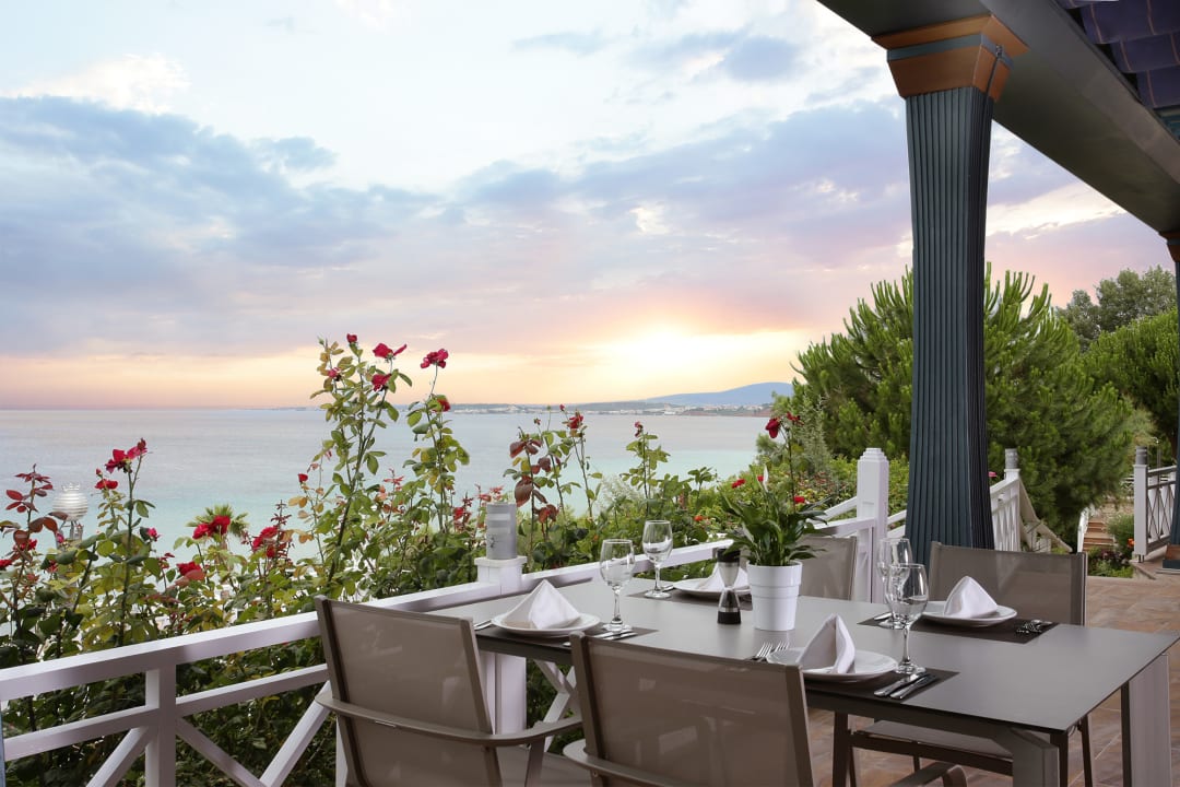 Gastro Pomegranate Wellness Spa Hotel