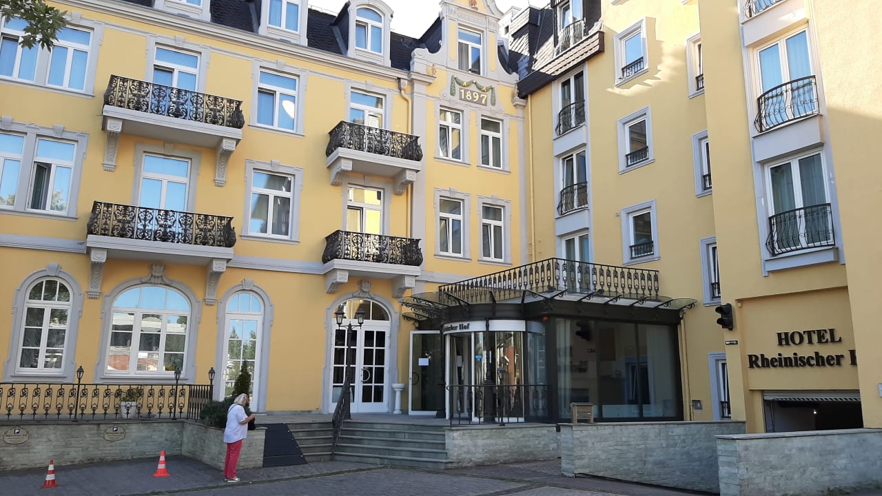 Außenansicht Hotel Rheinischer Hof