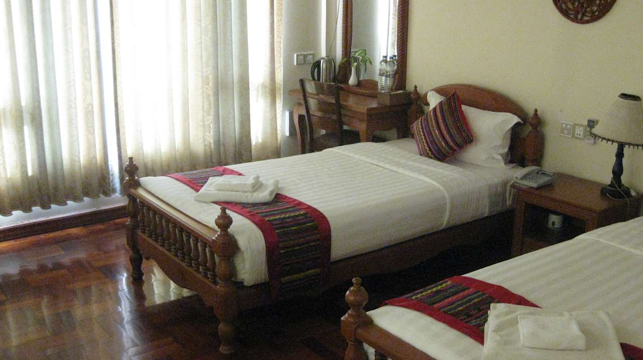 Zimmer Mr. Charles Guesthouse & Hotel