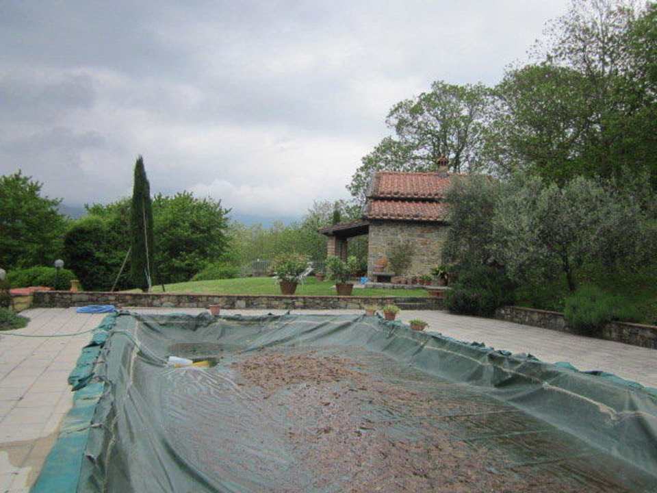 Der Pool vor Inbetriebnahme Apartments Agriturismo Belvedere