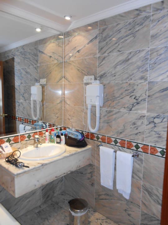 Waschbecken Hotel MS Amaragua