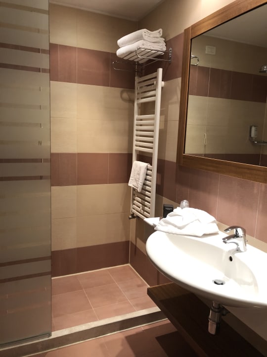 Zimmer Leonardo Hotel Lago di Garda – Wellness and Spa