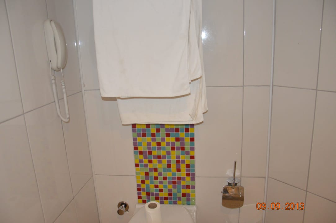 Toilette zimmer 2115 Ramada Resort by Wyndham Side