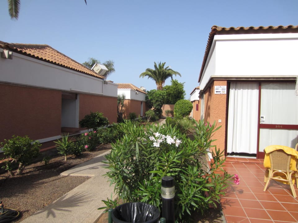 Zimmer 204 und Gang zu anderen Appartements Magnolias Natura