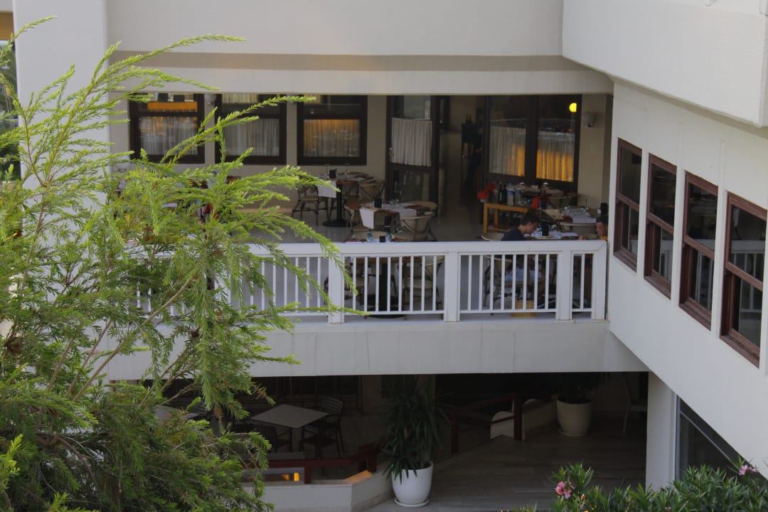 Hauptrestaurant von aussen  PALOMA Perissia