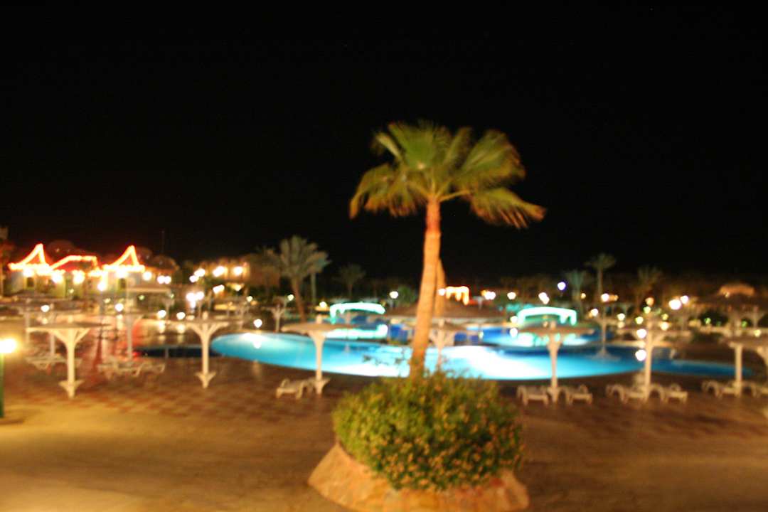 Ночь Pensée Royal Garden Beach Resort