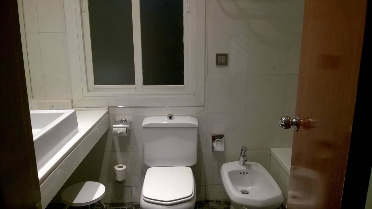 Lavabo NH Madrid Alonso Martinez