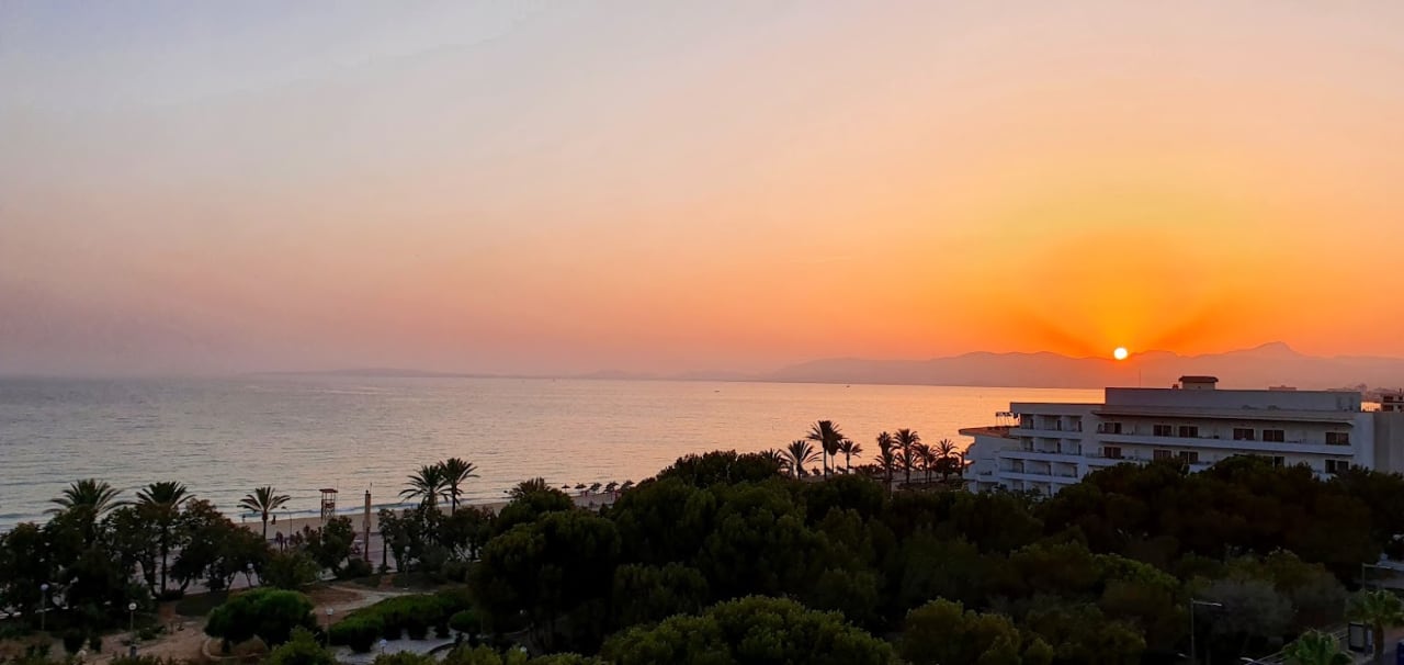 Ausblick Hotel & Appartements Leman