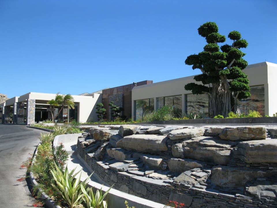 Haupteingang Aquagrand Artistic Luxury Beach Resort - Adults only