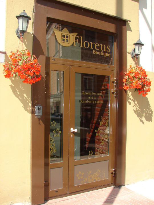 Вход в отель Hotel Florens Boutique