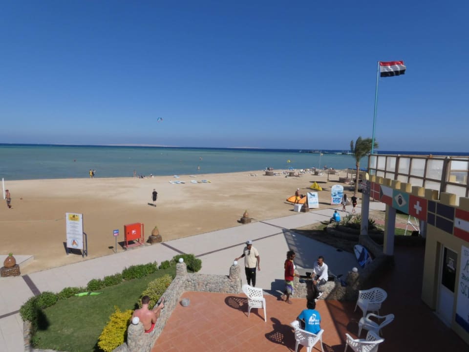 Strand Hotel Titanic Palace