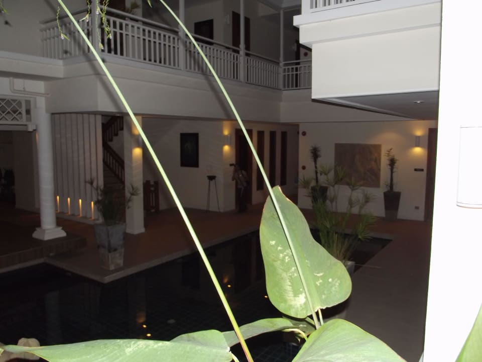 Blick in das Spa Center am Abend Cape Panwa Hotel