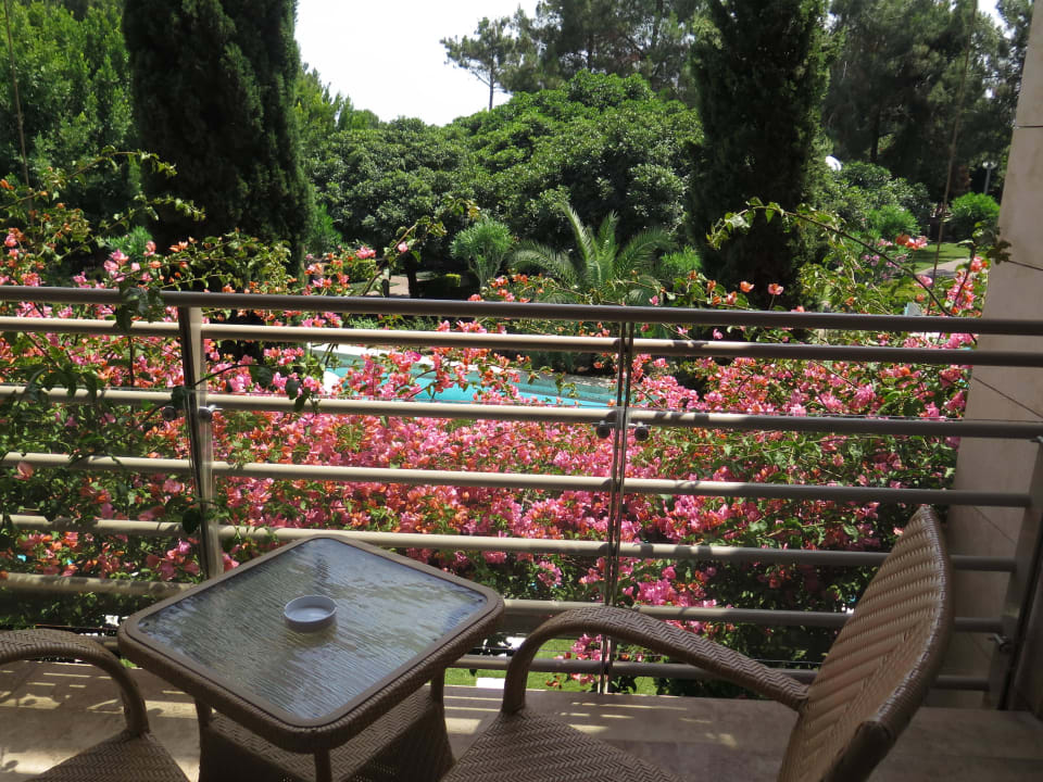 Balkon mit Ausbilick Gloria Serenity Resort