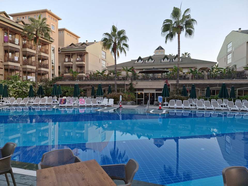 Pool Can Garden Resort