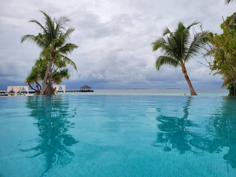 Pool Adaaran Select Meedhupparu Island Resort - Premium All Inclusive