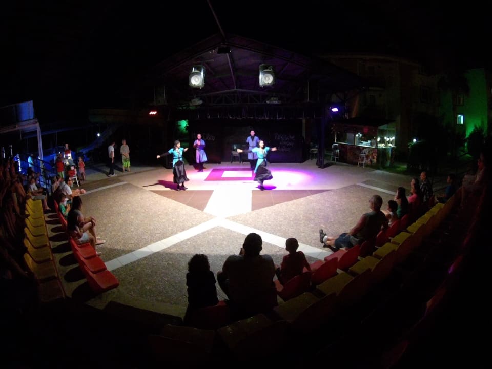 Show Hotel Orfeus Park