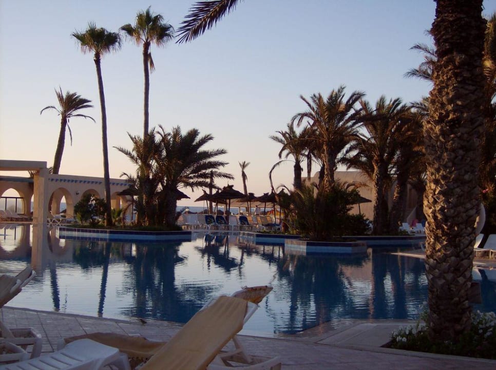 Unterer Pool Zita Beach Resort