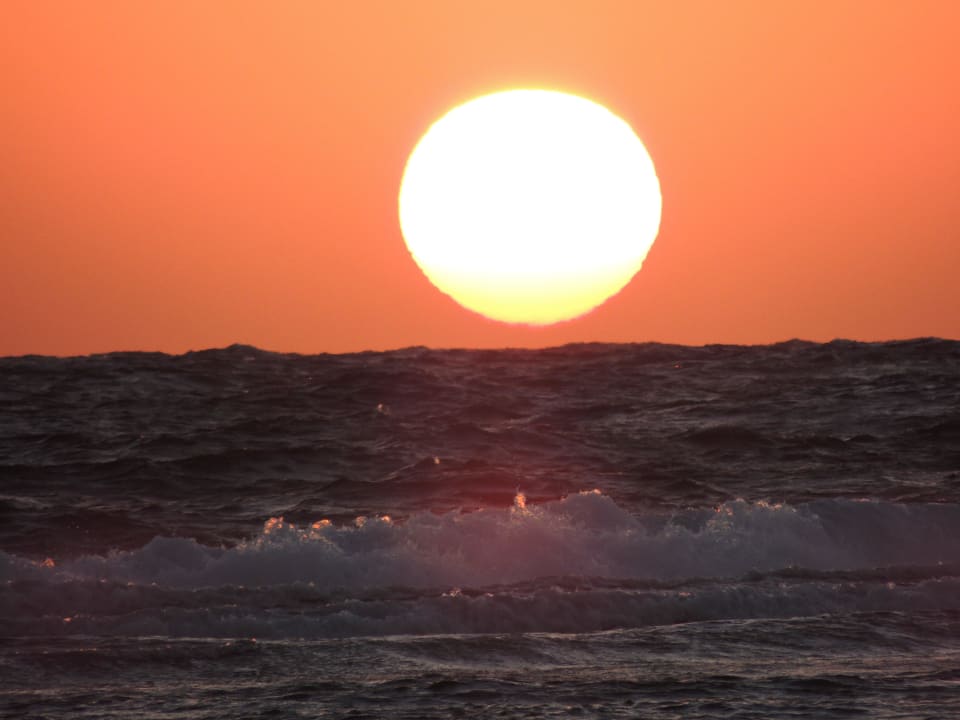 Sonnenaufgang Three Corners Happy Life Beach Resort