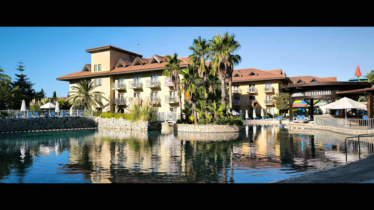 Pool Club Grand Aqua