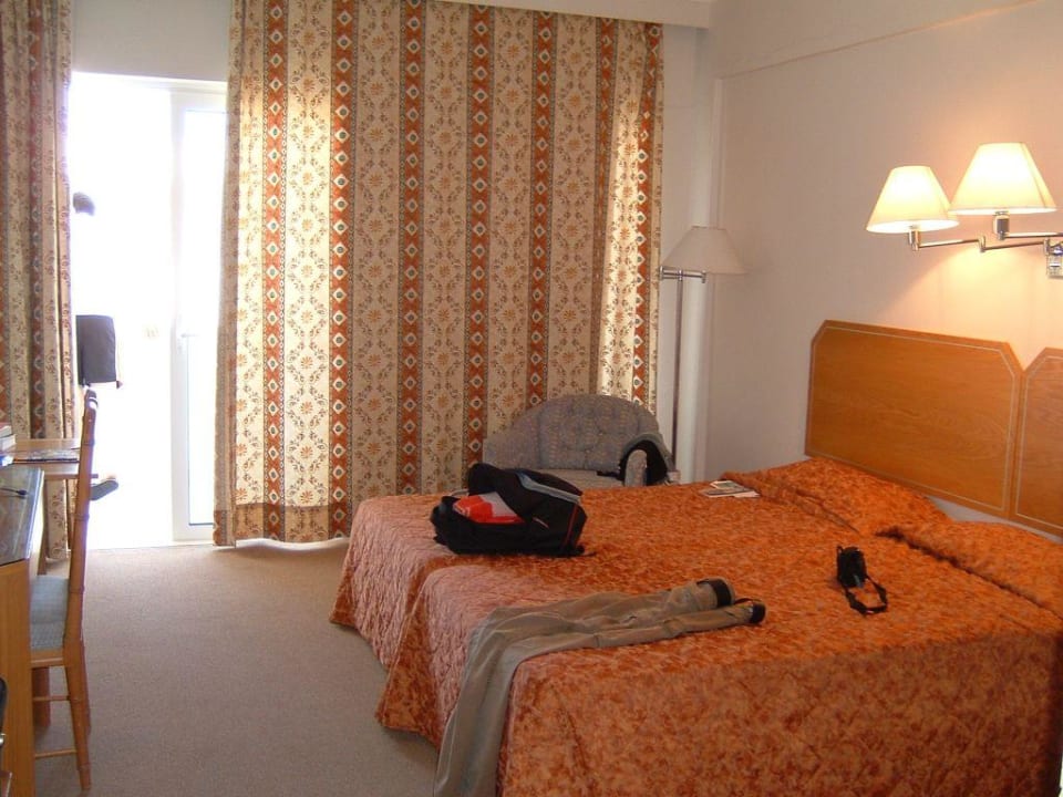 Zimmer, Nebengebäude Atlantica Kolymbia Beach