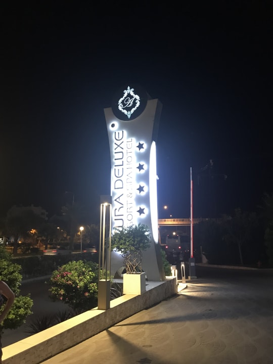 Sonstiges Azura Deluxe Resort & Spa Hotel