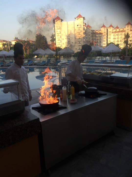 Wok Side Mare Resort & Spa