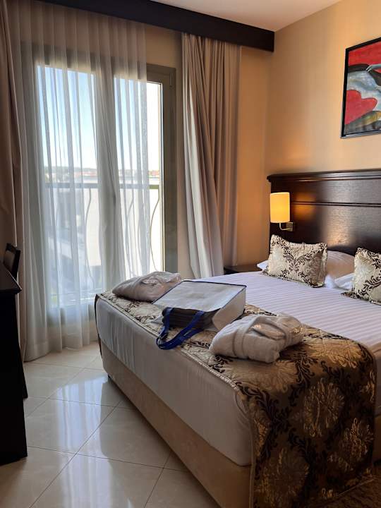 Zimmer Blue Waves Resort