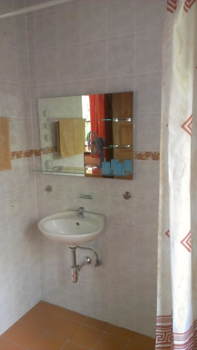 Bad Doppelbungalow rechts Hotel Khaolak Riverside Bungalow