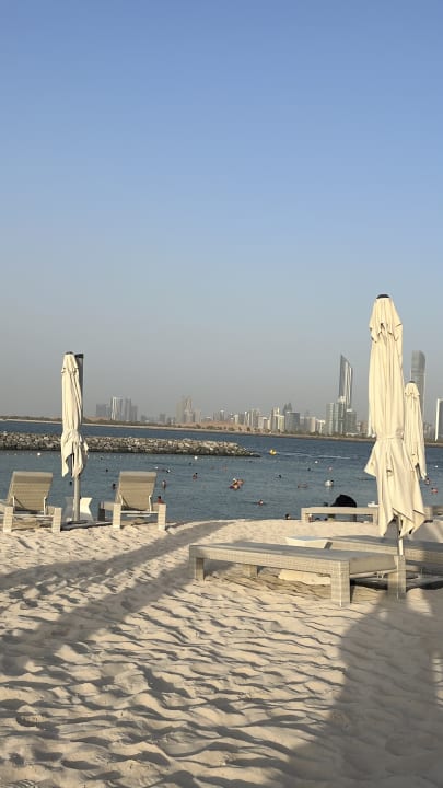 Strand Rixos Marina Abu Dhabi