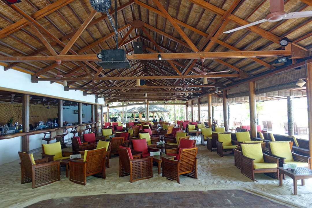 Die Hauptbar NH Collection Maldives Reethi Resort