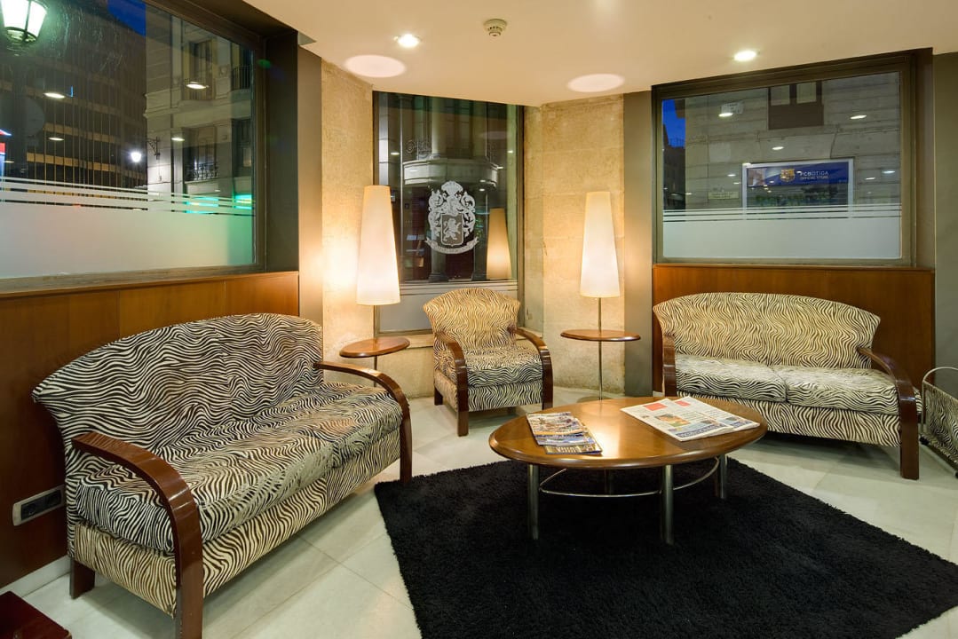 Lobby hotel Suizo Hotel Suizo