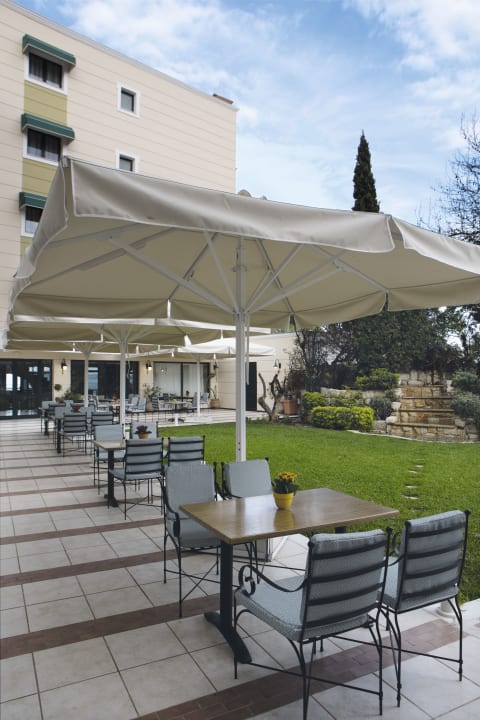 Gastro Ramada by Wyndham Athens Attica Riviera