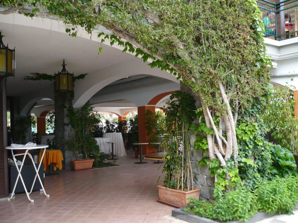 Eingang zur Pool-Bar Aldiana Club Rocca Nettuno Calabria