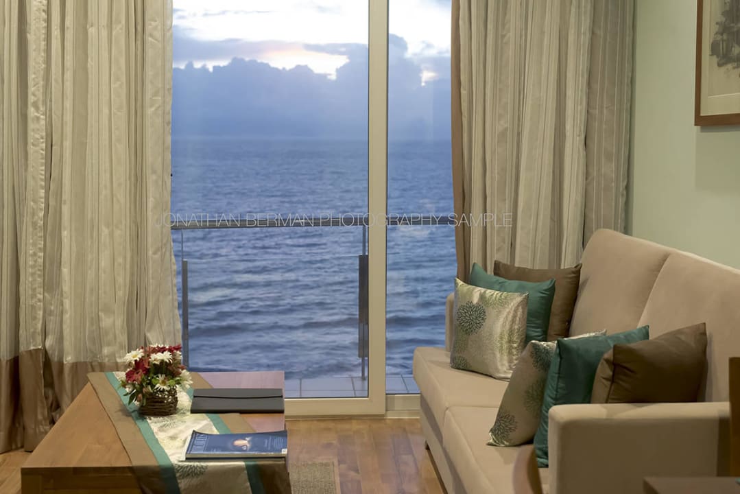 Ocean View Ocean Edge Suites Colombo
