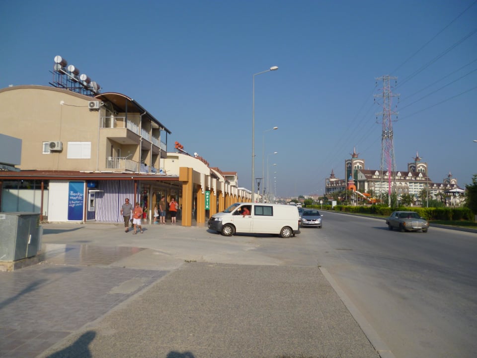 Einkaufspassage Hane Family Resort